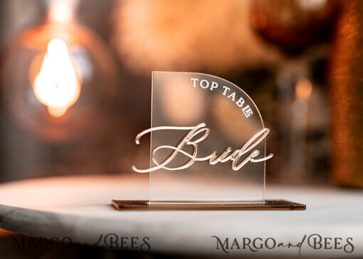 PLACE CARDS / TABLE CARDS Acrylic Gold Clear / Wood 3D Modern half arch Acrylic Place card with stand, Wedding seat Cards, Transparent Acryl Name Card, Luxury seating card with white and gold wording, Editable Text