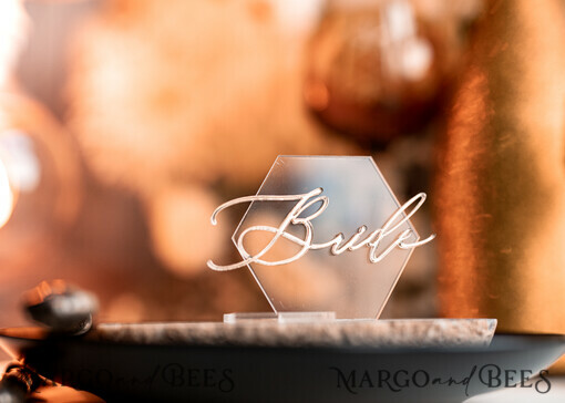 PLACE CARDS / TABLE CARDS Acrylic Gold Clear / Wood 3D Modern Hexagon Acrylic Gold Place card with stand, Wedding hexagon Golden Seat Cards,  Geometric Clear Name Card premium, luxury seating card, Editable Text