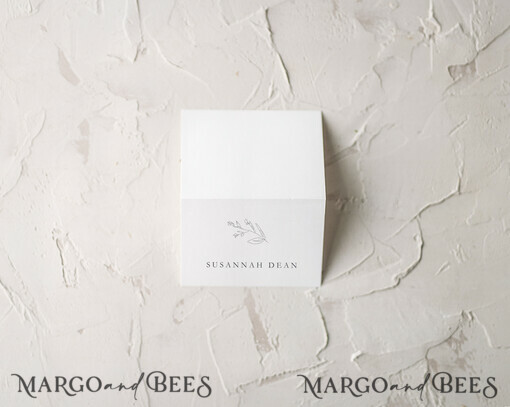 PLACE CARDS / TABLE CARDS Romantic Boho/ Botanical/ Floral Minimalistic White Floral Place Card, Wedding Place Cards, Elegant Name Tags, Boho Seating Table Decor, Luxury Table Place Cards, Simple Aesthetic Name Cards