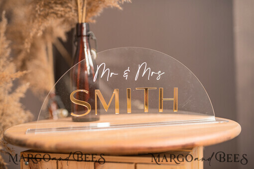 TABLE DECOR SIGNS Acrylic table decor Numbers Acrylic Arch Cards And Gifts Sign, Clear Acrylic And Gold Sign, Gold Plexi Guestbook Sign, Luxury Wedding Table Decor, Wedding Signage Golden Mirror Cards Sign