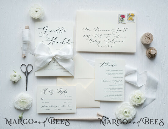 WEDDING INVITATIONS Elegant Invites Classic Cards Minimalist Wedding Invitations Fine Art Stationery with Bow Ivory Paper Envelope Monogram Liner 02/CGN/z