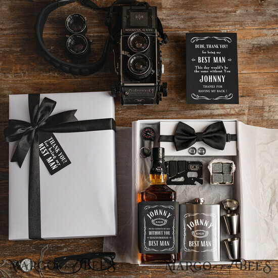 BRIDESMAID/BEST MAN BOX BEST MAN THANK YOU Luxury Best Man Wedding Gift Box, Elegant Personalized Best Man Thank You Box, Modern And Customized Groomsman Wedding Proposal Box With A Question Or Thank You Card 01/boxD/bestman