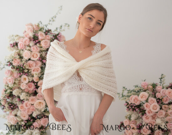 BRIDE bolero, jacket, robes WEDDING BOLERO & SHRUGS Ivory Wedding bolero Bridal Shrug Women Wedding, Bridal Coverup, Jacket for Bride, Bridal Blouse Bridal Shrug 30/etola/bol