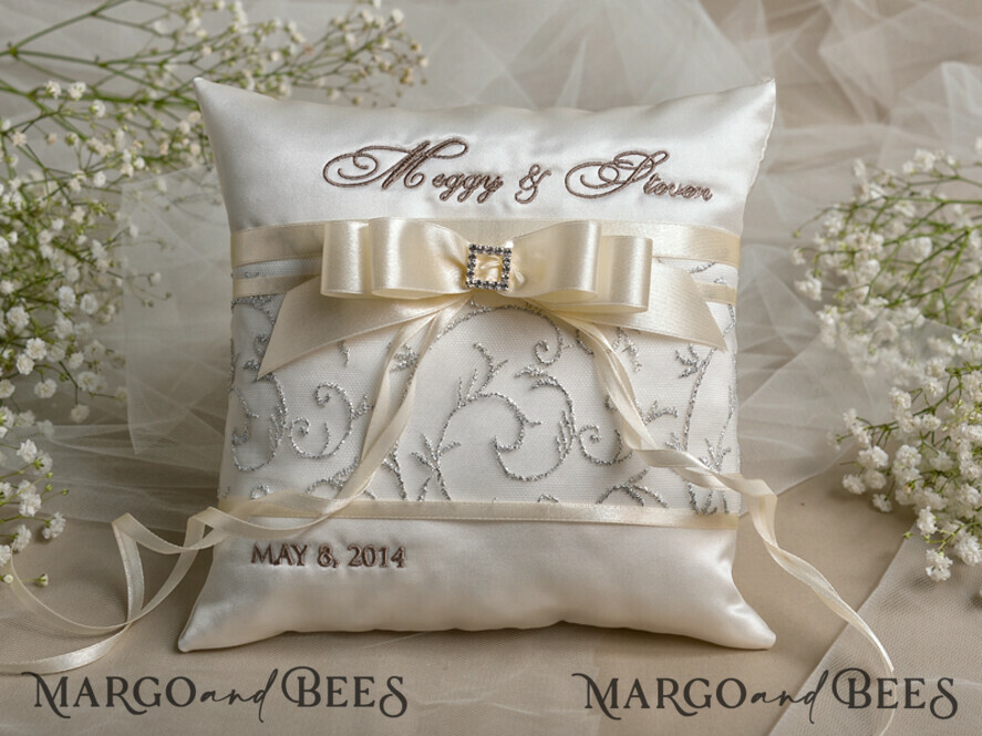 RING BEARER BOXES & PILLOWS Classic Ring Pillows Vintage wedding Ring Pillow • Custom Ring Bearer Pillow • Boho Glam Ring Bearer