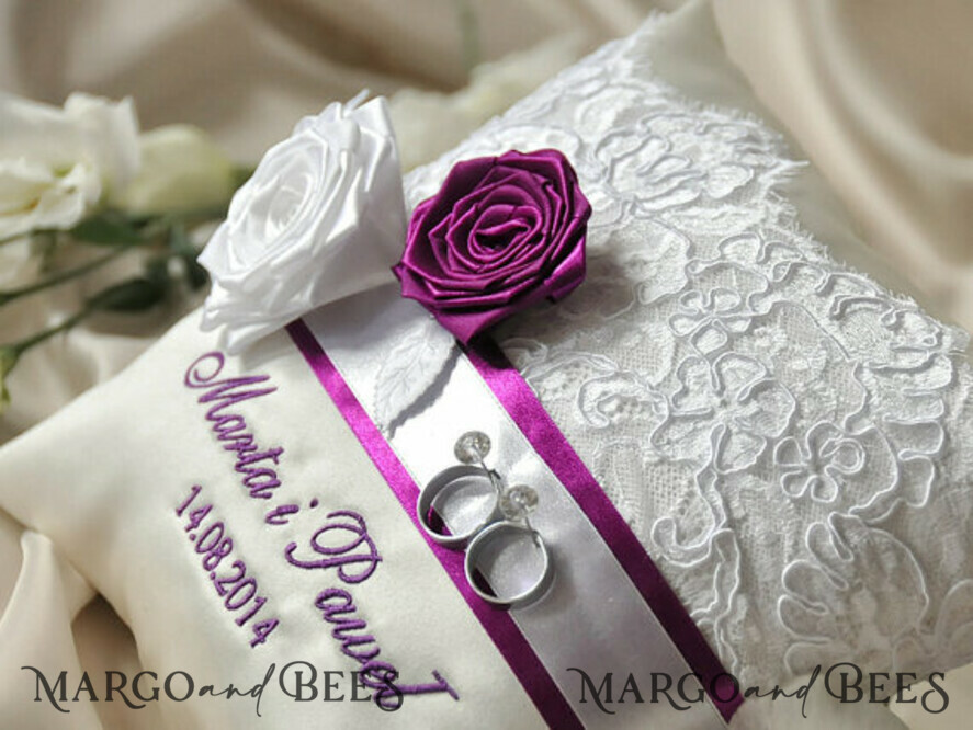 RING BEARER BOXES & PILLOWS Classic Ring Pillows Vintage wedding Ring Pillow • Custom Ring Bearer Pillow • Boho Glam Ring Bearer