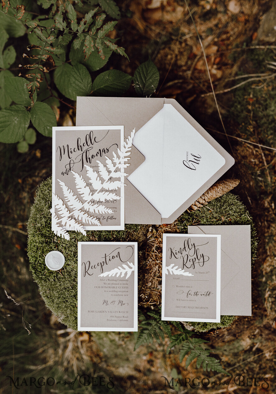 WEDDING INVITATIONS rustic / country / shabby chick Custom Wedding invitations eco kraft stationery