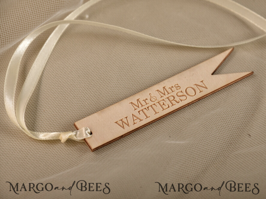 Wedding Favor gifts, custom shape wooden tags