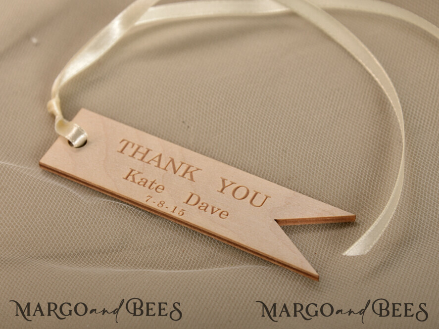 Wedding Favor gifts, custom design wooden tags