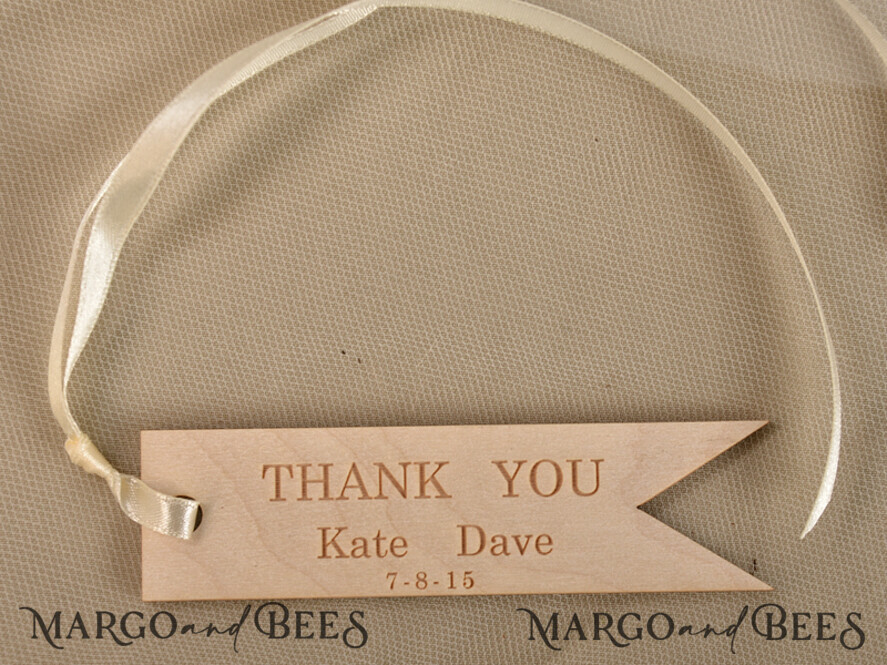 Wedding Favor gifts, custom design wooden tags