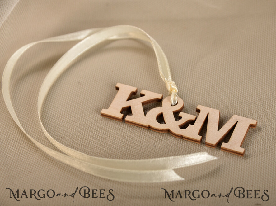 Wedding Thank You favors, heart or custom design wooden tag