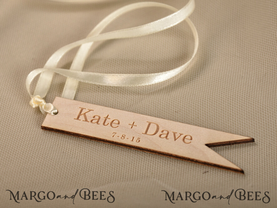 wedding favors, custom design wood tag