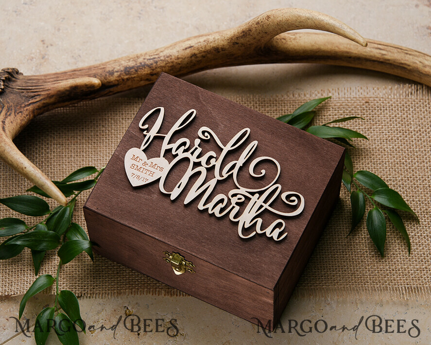 RING BEARER BOXES & PILLOWS Epoxy Wedding rings Box Custom Wedding Ring box for ceremony, wooden wedding ring box • rustic ring bearer box • real flowers in resin luxury ring box