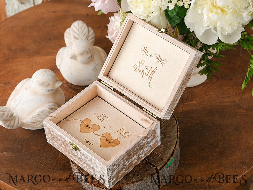 RING BEARER BOXES & PILLOWS Epoxy Wedding rings Box Presonaised Ring Box for wedding bands, wooden wedding ring box • rustic ring bearer box • real flowers in resin luxury ring box