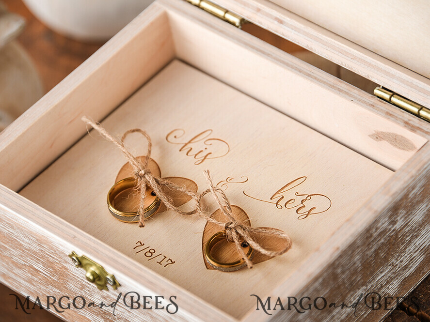 RING BEARER BOXES & PILLOWS Epoxy Wedding rings Box Presonaised Ring Box for wedding bands, wooden wedding ring box • rustic ring bearer box • real flowers in resin luxury ring box