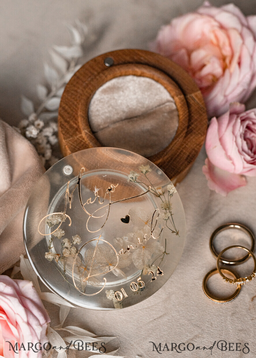 RING BEARER BOXES & PILLOWS Epoxy Wedding rings Box epoxy resin & wood wedding ring box for ceremony, Boho Epoxy Wedding Ring Boxes his hers, Transparent Epoxy dubble Ring Box for wedding, Wood resin flowers Marriage Proposal Ring Box