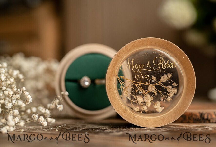 RING BEARER BOXES & PILLOWS Epoxy Wedding rings Box Presonaised Ring Box for wedding bands, wood wedding ring box • rustic wedding rings box • real flowers in resin luxury ring box