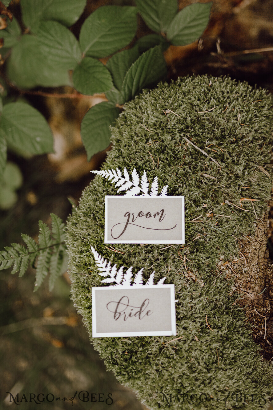 PLACE CARDS / TABLE CARDS Rustic Eco Wedding Place cards Unique White Wedding Place Cards, Rustic Wedding Name Tags, Forest Wedding Stationery, Elegant Black Calligraphy Printout, Paper Fern Decor Custom Place Cards
