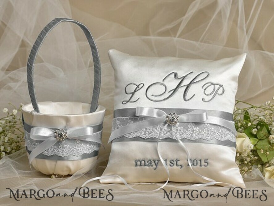 BASKET, PILLOWS & SHOES elegance shoes
