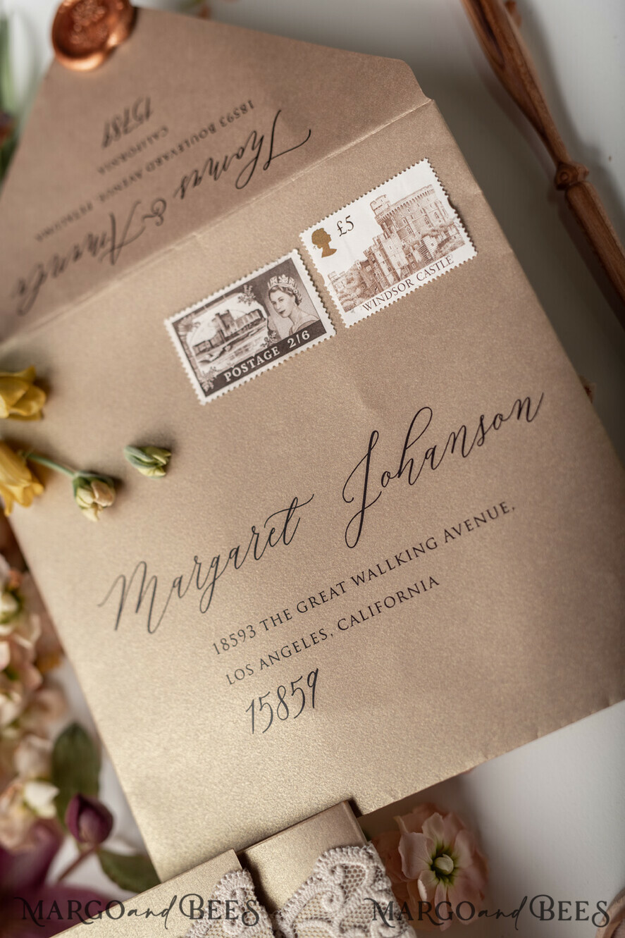 WEDDING INVITATIONS vintage lace/ rustic lace The wedding invitations card elegant lace stationery