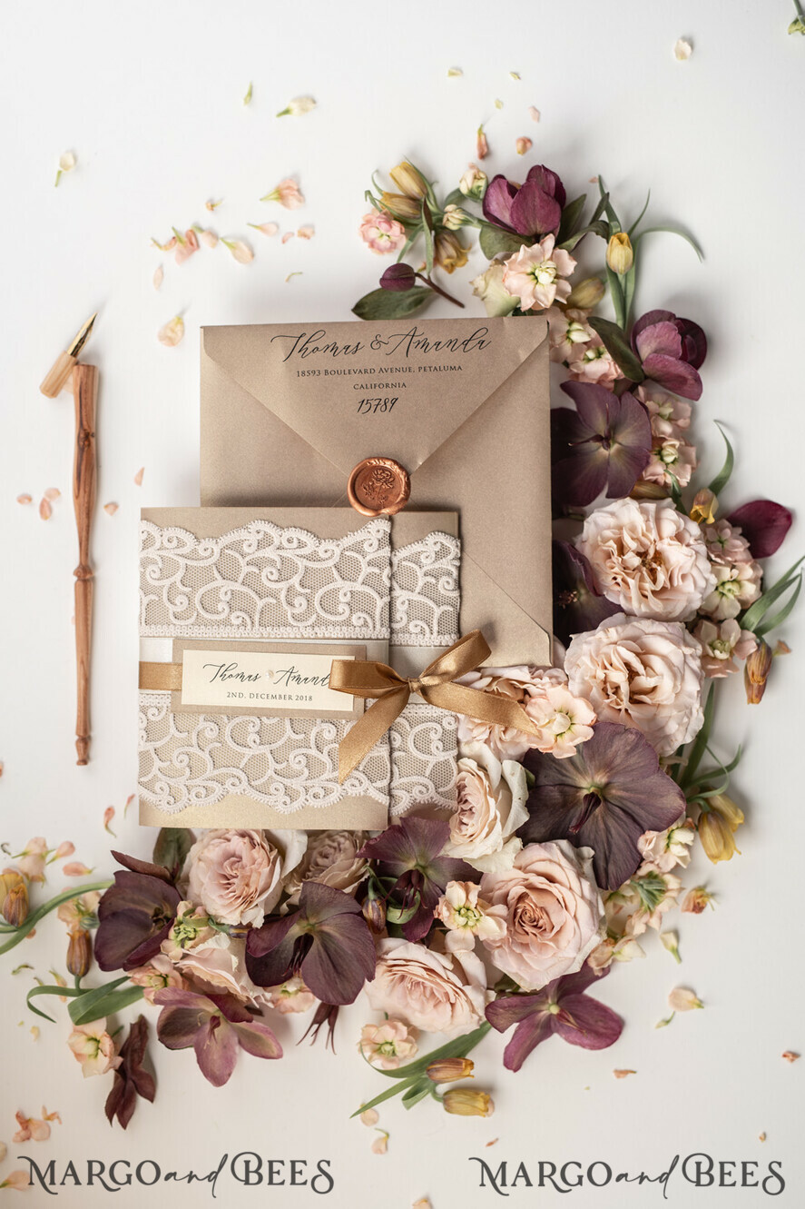 WEDDING INVITATIONS vintage lace/ rustic lace The wedding invitations card elegant lace stationery
