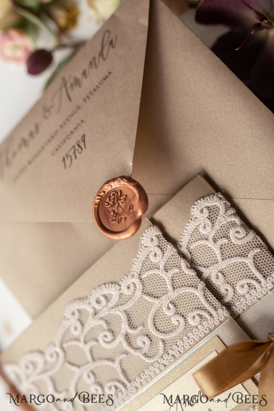 WEDDING INVITATIONS vintage lace/ rustic lace The wedding invitations card elegant lace stationery