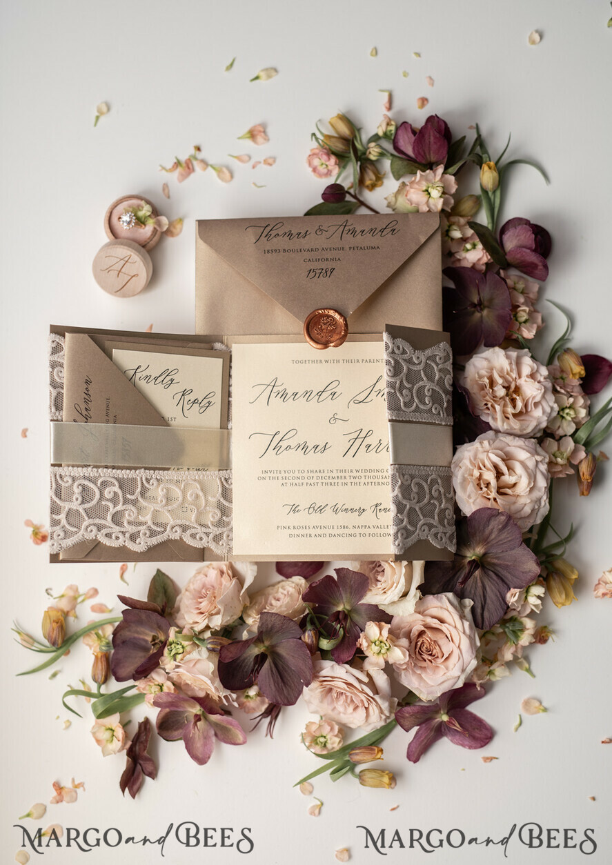 WEDDING INVITATIONS vintage lace/ rustic lace The wedding invitations card elegant lace stationery