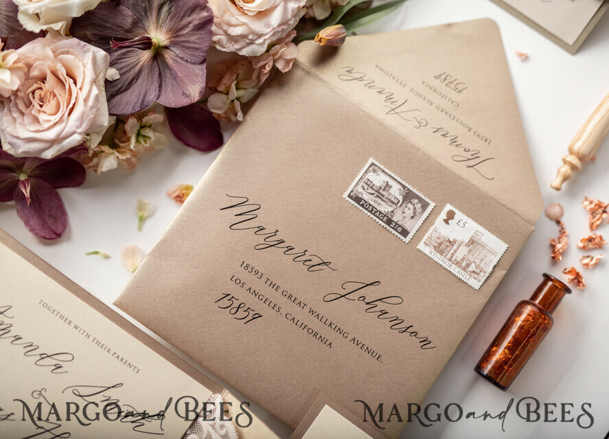 WEDDING INVITATIONS vintage lace/ rustic lace The wedding invitations card elegant lace stationery