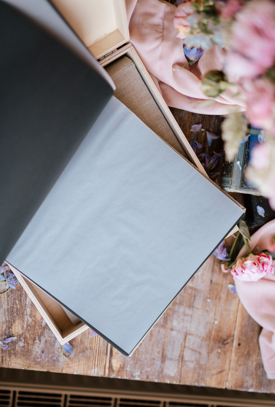 PHOTO ALBUM/ PHOTO BOX Polaroid photo album with writing space WEdding Combo Guestbook and Photo Album, Photo Booth Album with personalised pages