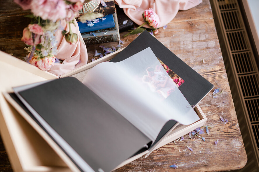 PHOTO ALBUM/ PHOTO BOX Polaroid photo album with writing space WEdding Combo Guestbook and Photo Album, Photo Booth Album with personalised pages