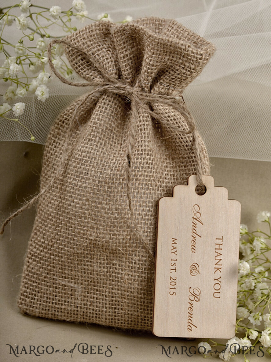 wedding favor ideas, Rustic Favor Bag with tag