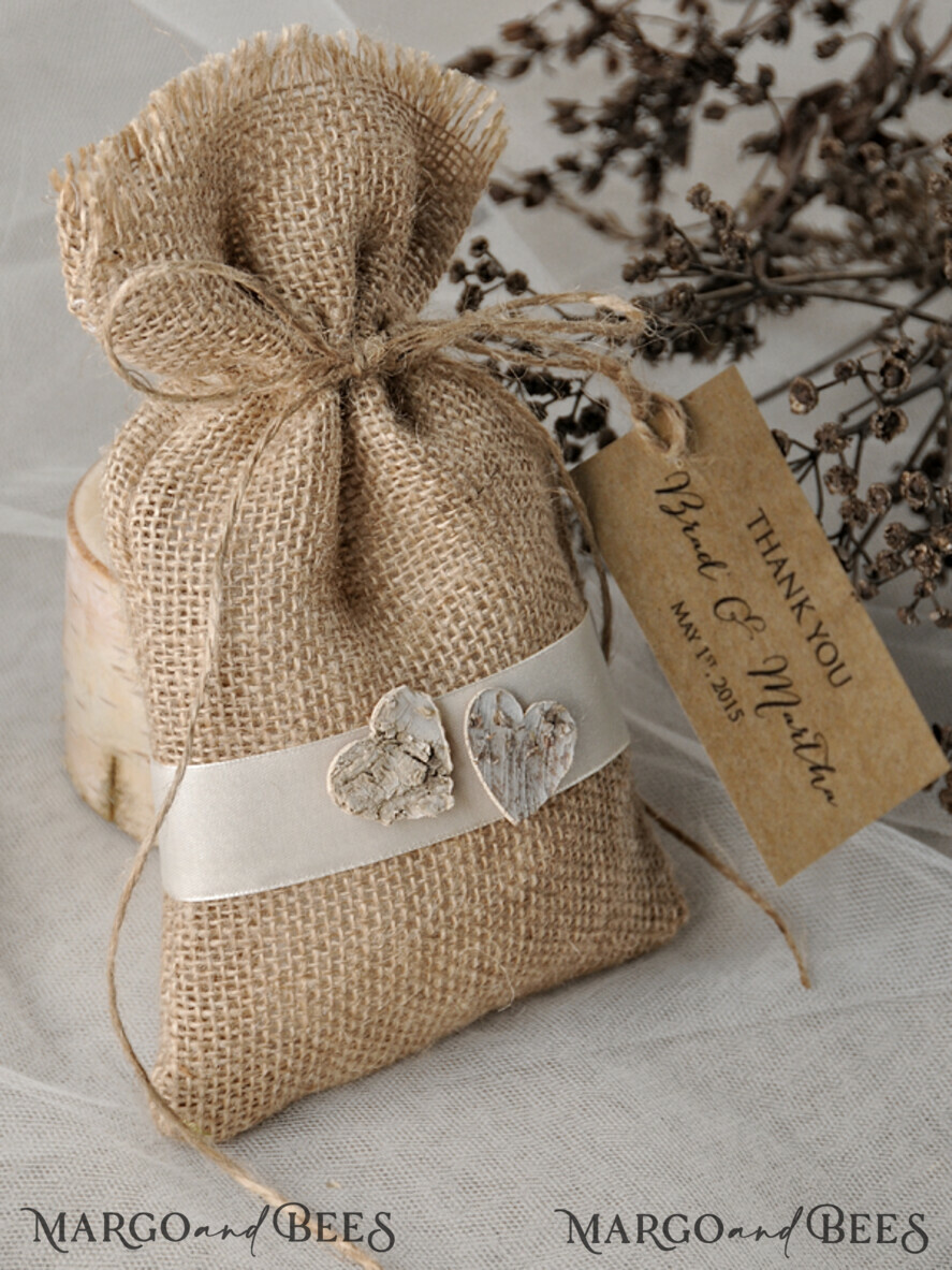 wedding favor ideas, custom made Rustic Burlap Favor Bags