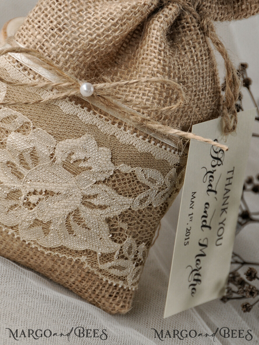 guests favor ideas, Rustic Burlap Favor Bag