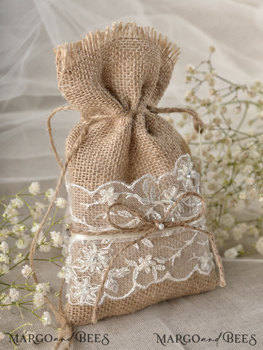 WEDDING FAVORS Rustic Burlap Favor Bags Wedding Favor gifts, Rustic Burlap Favor Bag