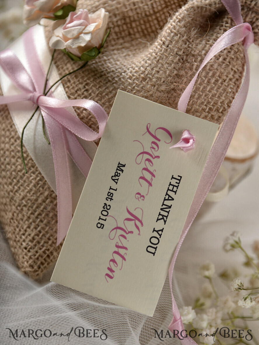 WEDDING FAVORS Rustic Burlap Favor Bags Wedding Favor gifts, personalized Rustic Burlap Favor Bags