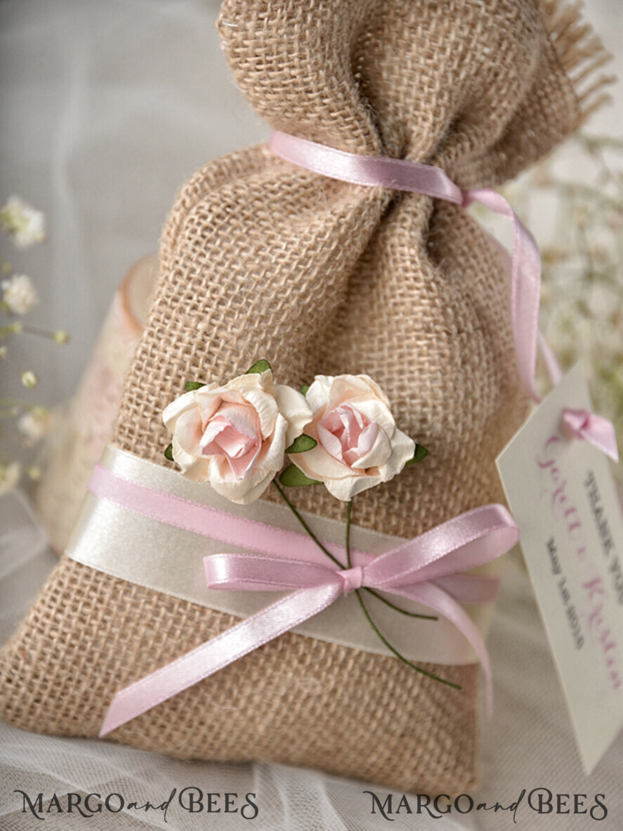 WEDDING FAVORS Rustic Burlap Favor Bags Wedding Favor gifts, personalized Rustic Burlap Favor Bags