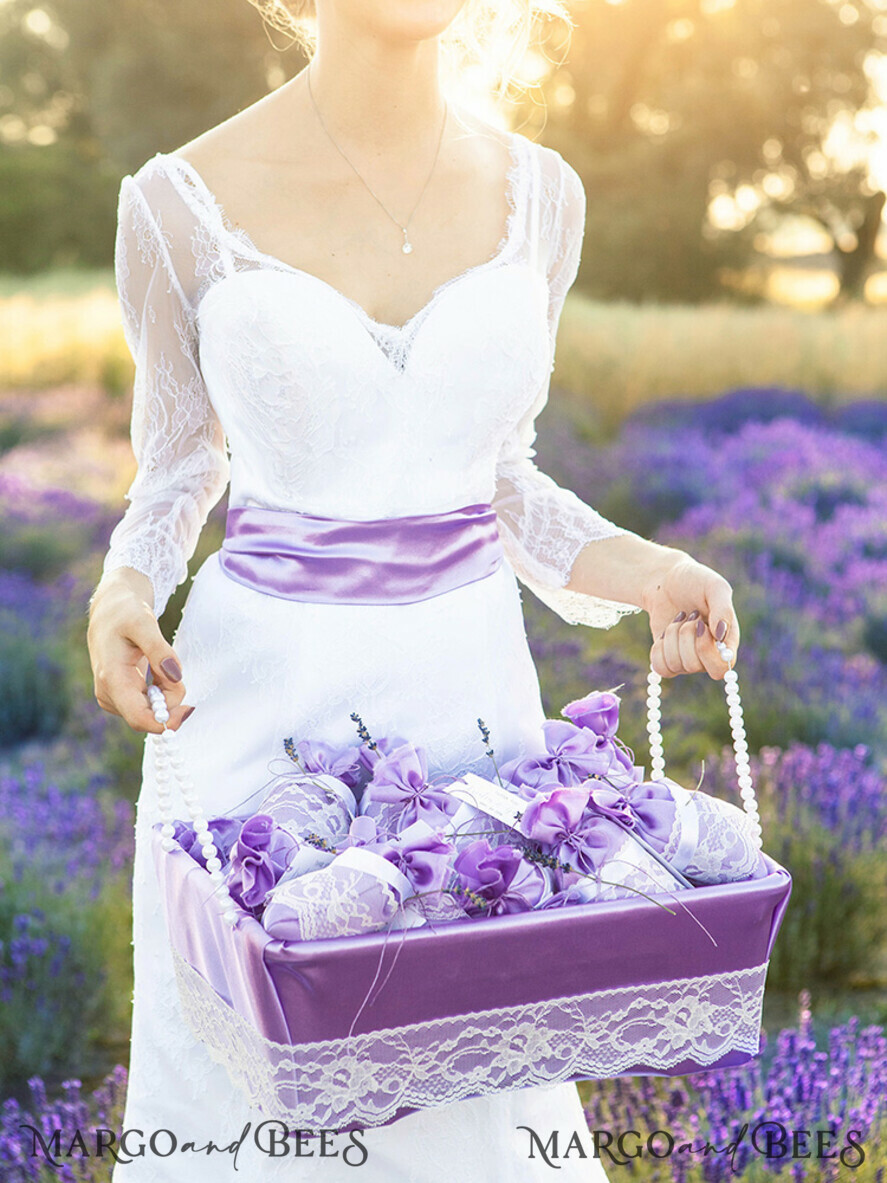 wedding favor, Lace Satin Bag