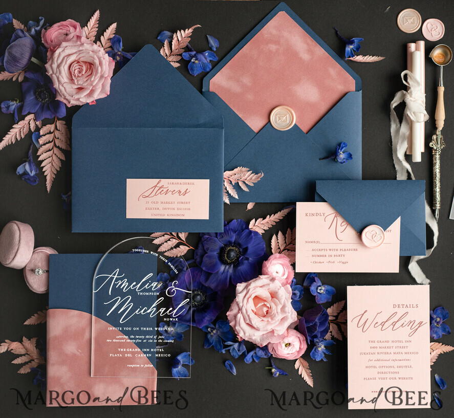 WEDDING INVITATIONS Elegant Invites Classic Cards Navy Blue Dusty Pink velvet Pocket Plexi wedding Invitation Set, Elegant Arch Acrylic Wedding Invitations Dark blue, Velvet Pocket blush pink Modern Wedding, Plexi Wedding Cards Suite