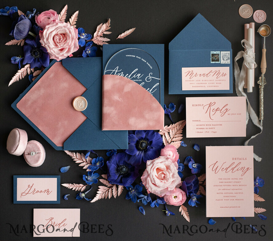 WEDDING INVITATIONS Elegant Invites Classic Cards Navy Blue Dusty Pink velvet Pocket Plexi wedding Invitation Set, Elegant Arch Acrylic Wedding Invitations Dark blue, Velvet Pocket blush pink Modern Wedding, Plexi Wedding Cards Suite
