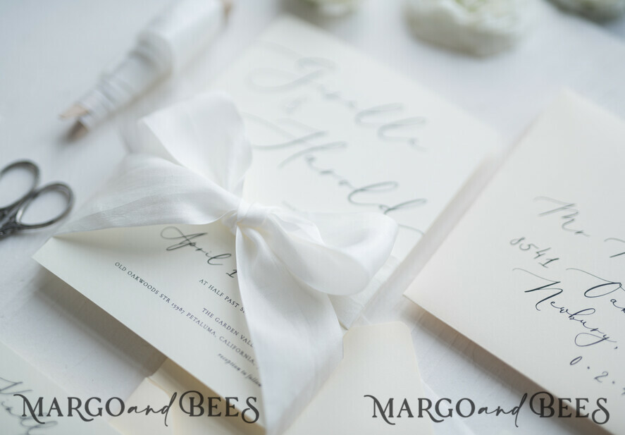 WEDDING INVITATIONS Elegant Invites Classic Cards Minimalist Wedding Invitations Fine Art Stationery with Bow Ivory Paper Envelope Monogram Liner