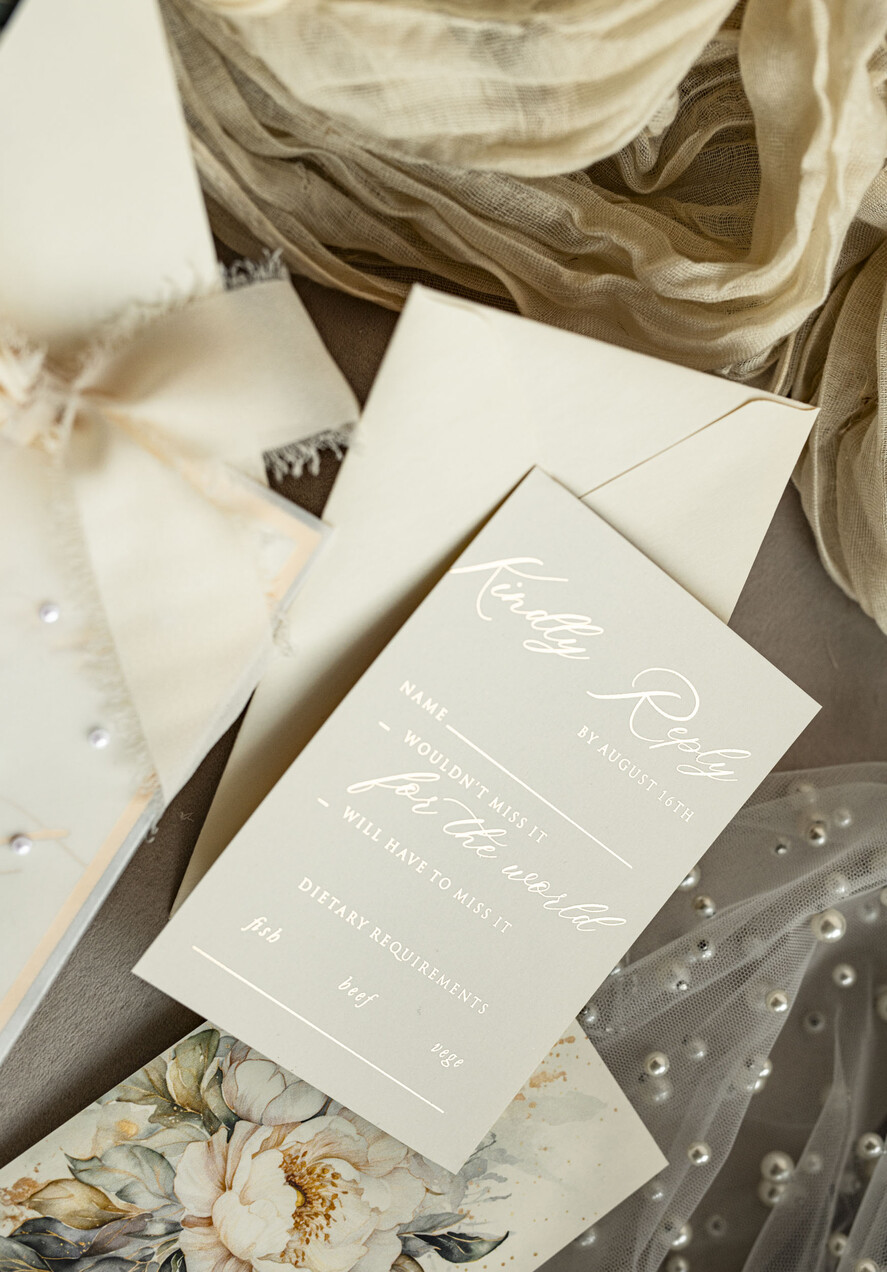 WEDDING INVITATIONS gold / rose gold / silver / glitter Ecru Chiffon bow beaded bespoke Elegant Ivory Gold Wedding Invitation Suite, White Perls Golden Wedding Cards, Elegant golden folder Wedding Stationery, Vellum etui with monogram