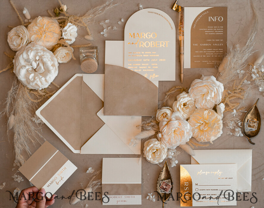 WEDDING INVITATIONS gold / rose gold / silver / glitter Custom Wedding invitations velvet beige pocket, Elegant Arch Wedding Invitations, Gold Wedding Invitation Suite, Luxury wedding Cards