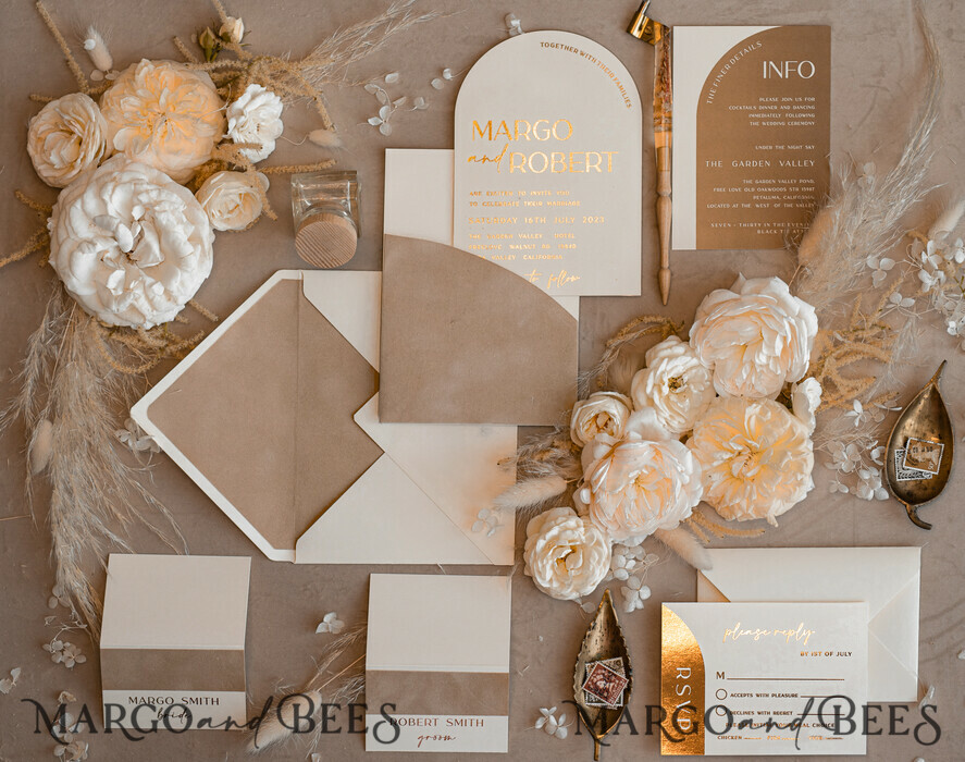 WEDDING INVITATIONS gold / rose gold / silver / glitter Custom Wedding invitations velvet beige pocket, Elegant Arch Wedding Invitations, Gold Wedding Invitation Suite, Luxury wedding Cards