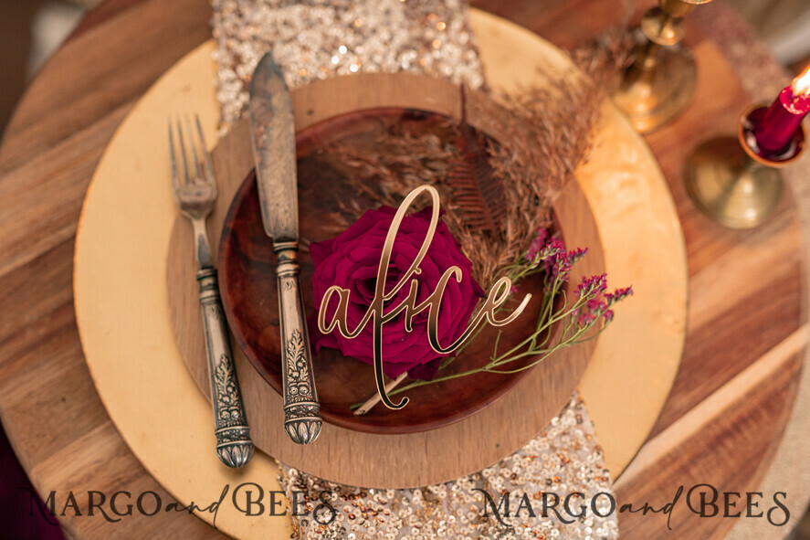 PLACE CARDS / TABLE CARDS Acrylic Gold Clear / Wood 3D Laser Cut Names Gold Place Cards, Acrylic Place Card, Gold 3D Wedding Place Cards, GOLD Mirror Custom Escort Cards, Acrylic Laser Cut Place Names, Editable Text