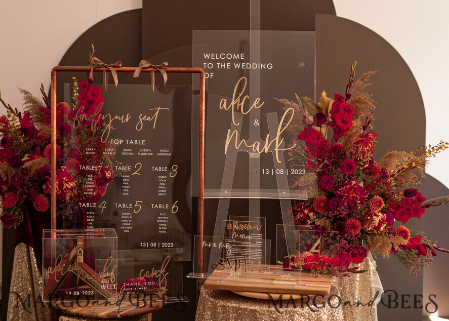 PLACE CARDS / TABLE CARDS Acrylic Gold Clear / Wood 3D Laser Cut Names Gold Place Cards, Acrylic Place Card, Gold 3D Wedding Place Cards, GOLD Mirror Custom Escort Cards, Acrylic Laser Cut Place Names, Editable Text