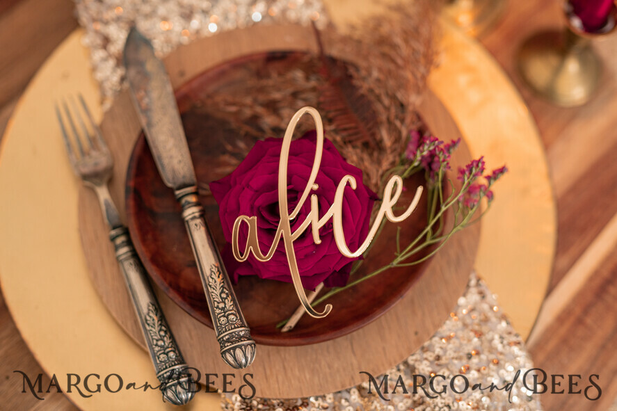PLACE CARDS / TABLE CARDS Acrylic Gold Clear / Wood 3D Laser Cut Names Gold Place Cards, Acrylic Place Card, Gold 3D Wedding Place Cards, GOLD Mirror Custom Escort Cards, Acrylic Laser Cut Place Names, Editable Text