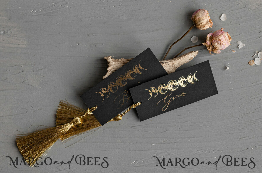 PLACE CARDS / TABLE CARDS Luxury Premium Glitter/ Gold/ Silver/ Rose Gold Halloween Wedding Place Card, Black Wedding Escort Card, Spooky Halloween Place Cards, Gothic Wedding Place Cards, Skeleton Wedding Set black and gold