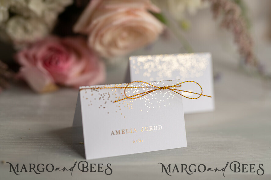 PLACE CARDS / TABLE CARDS Luxury Premium Glitter/ Gold/ Silver/ Rose Gold Gold foil Wedding Place Cards, White Wedding Escort Card, with Gold Twine, Elegant place cards, Table name cards, Personalized wedding decor, Editable Text
