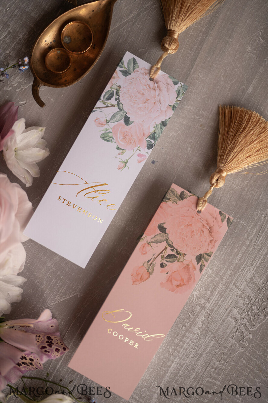 PLACE CARDS / TABLE CARDS Luxury Premium Glitter/ Gold/ Silver/ Rose Gold Elegant Wedding Escort Card with Gold Tassel, Gold Foil Printout with Flowers, Romantic Tassel Wedding Place Card, Blush Pink Name Cards, Custom Text Place Card