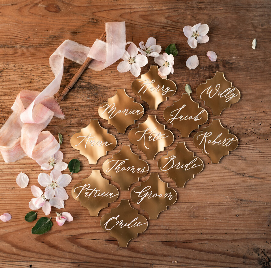 PLACE CARDS / TABLE CARDS Luxury Premium Glitter/ Gold/ Silver/ Rose Gold Gold Acrylic Place Cards, 3D Gold Luxurious Wedding Seating Name Card, Elegant Acrylic Wedding Name Tags, Custom Laser Engraved Escort Cards, Editable Text