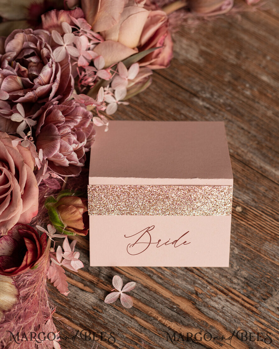 PLACE CARDS / TABLE CARDS Luxury Premium Glitter/ Gold/ Silver/ Rose Gold Romantic Blush Pink Wedding Place Card, Pink Wedding Name Tags with Pink Shimmer Paper, Delicate Escort Cards for Your Wedding Tables, Pink Glitter Place Cards